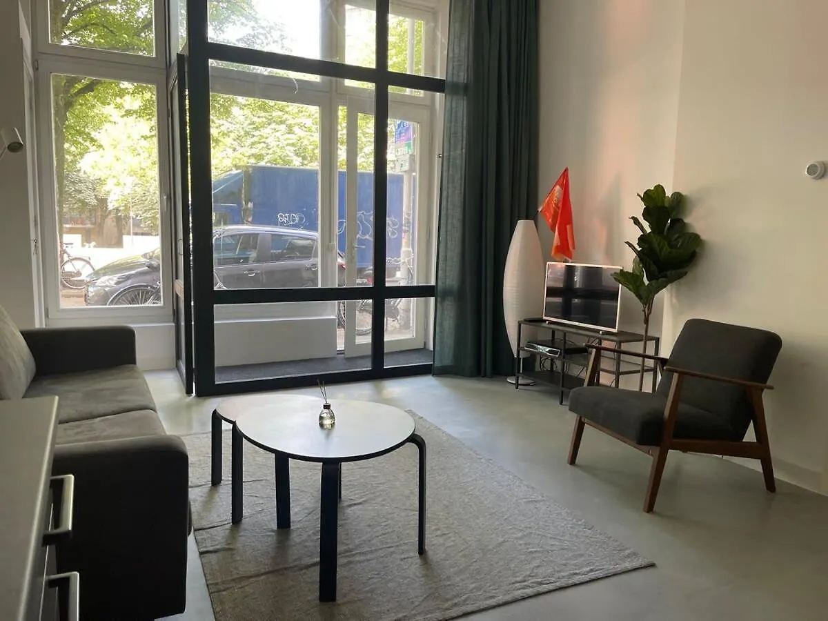 Stylish 2 Bedroom Serviced Apartment In Rotterdam